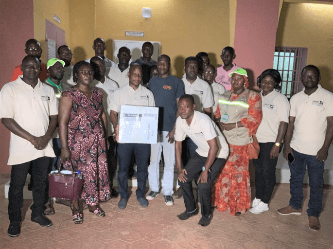 Target Malaria Burkina Faso team with the shipment of eggs