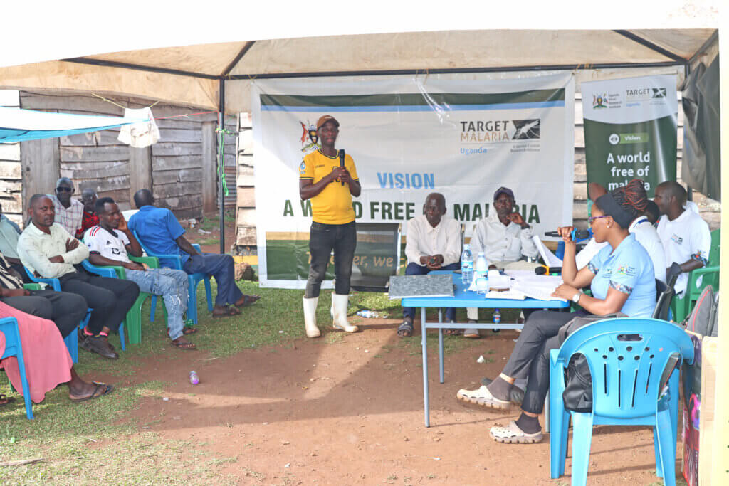 A quiz participant in Jaana answering a question during the competition. 